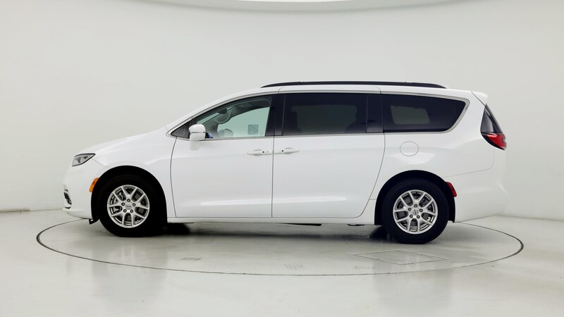 2022 Chrysler Pacifica Touring 3