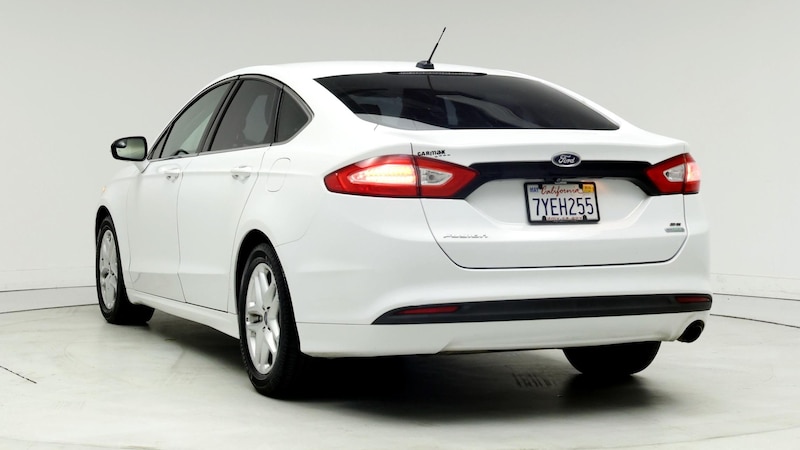 2016 Ford Fusion SE 2