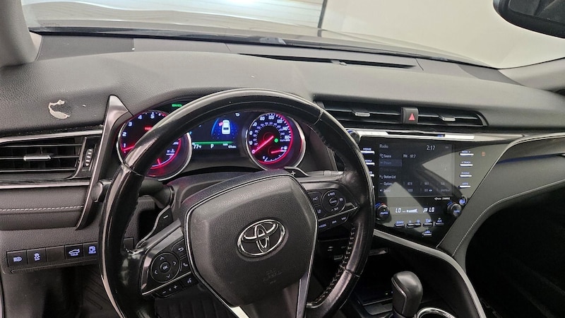 2019 Toyota Camry XSE 9