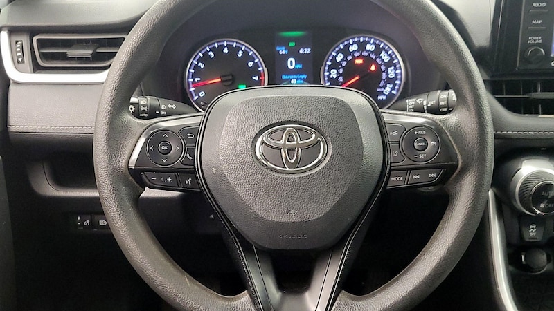 2021 Toyota RAV4 XLE 10