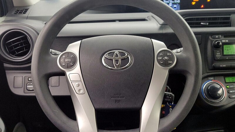 2014 Toyota Prius c Two 10