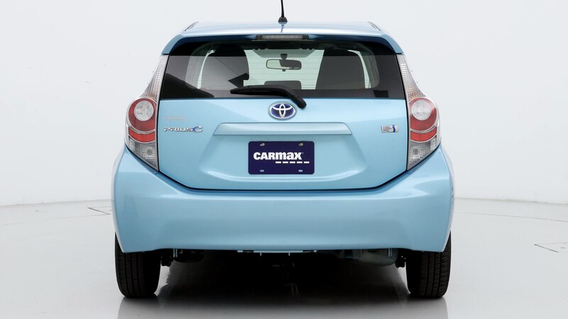 2014 Toyota Prius c Two 6