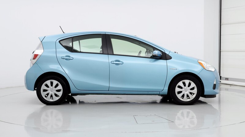 2014 Toyota Prius c Two 7