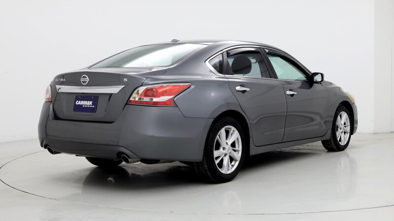 2015 Nissan Altima S 8