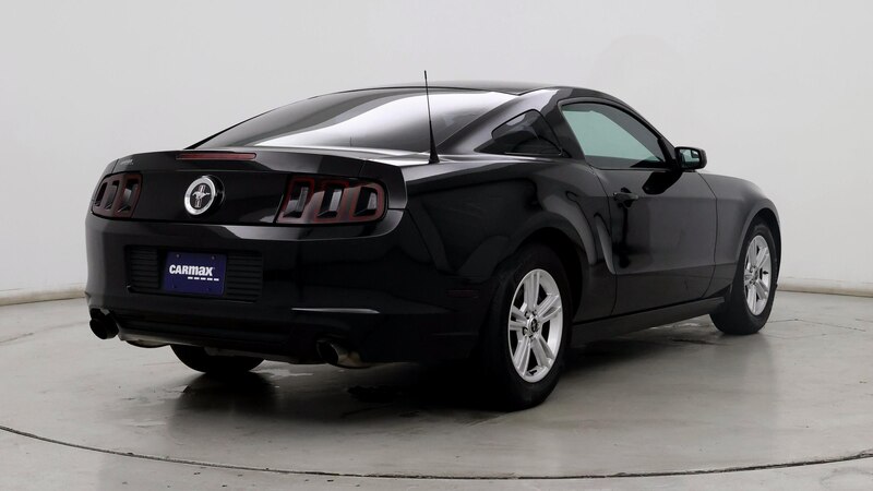 2013 Ford Mustang  8