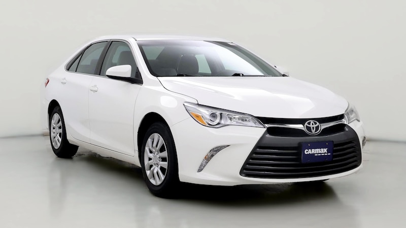 2017 Toyota Camry LE Hero Image