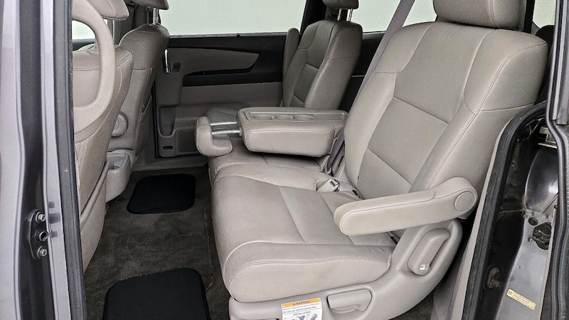 2015 Honda Odyssey EX-L 19