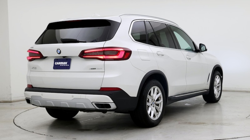 2022 BMW X5 xDrive40i 8