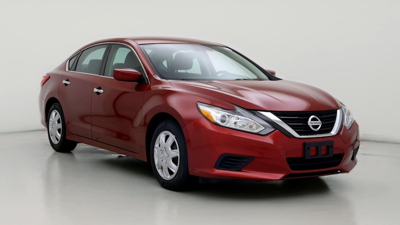 2016 Nissan Altima S Hero Image