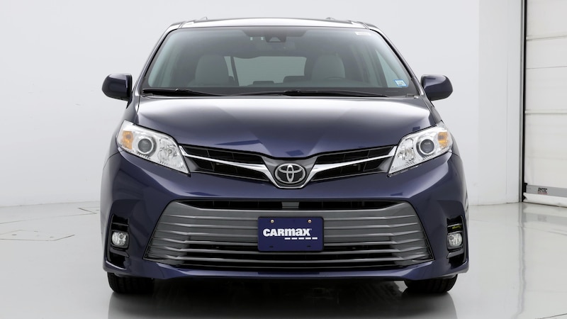 2019 Toyota Sienna XLE 5