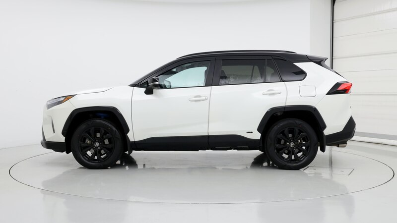 2022 Toyota RAV4 XSE 3