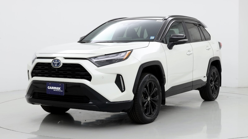 2022 Toyota RAV4 XSE 4