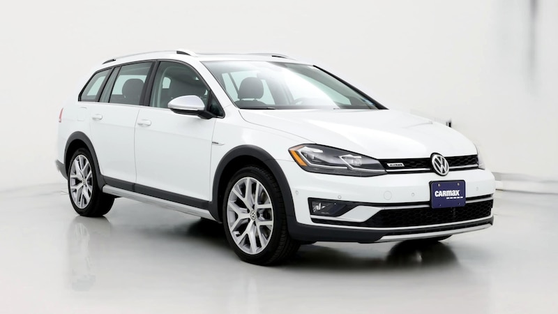 2019 Volkswagen Golf Alltrack SEL Hero Image