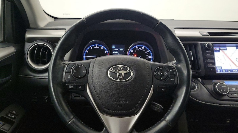 2016 Toyota RAV4 XLE 10