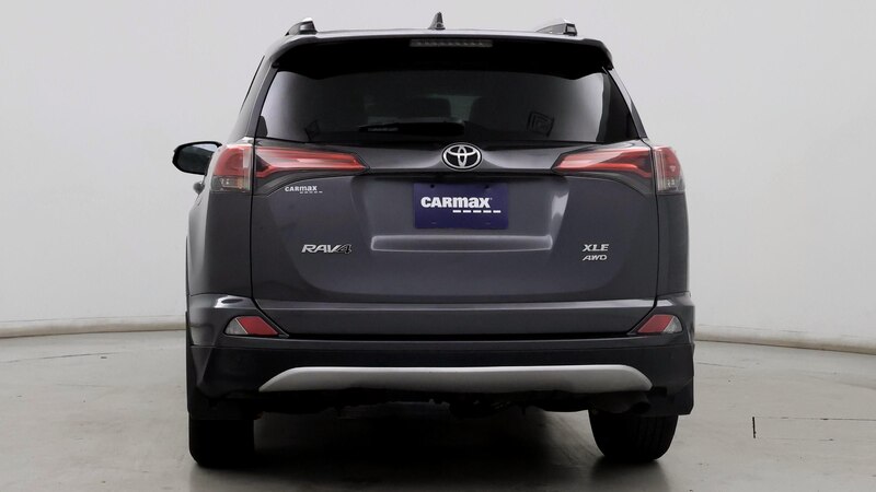 2016 Toyota RAV4 XLE 6