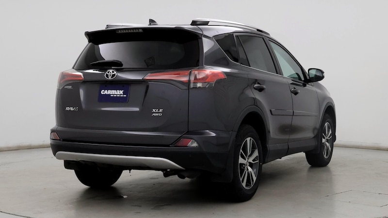 2016 Toyota RAV4 XLE 8