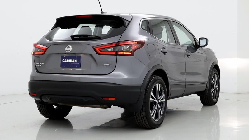 2020 Nissan Rogue Sport S 8