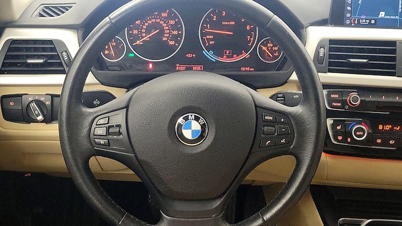 2018 BMW 3 Series 320i 10