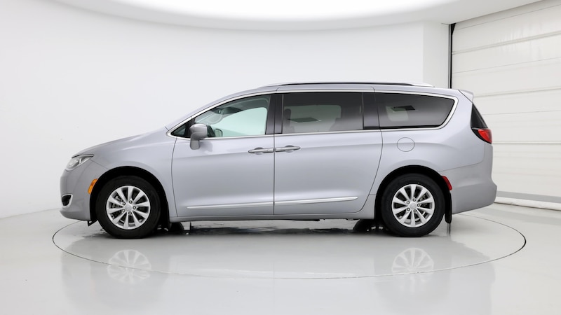 2019 Chrysler Pacifica Touring L 3