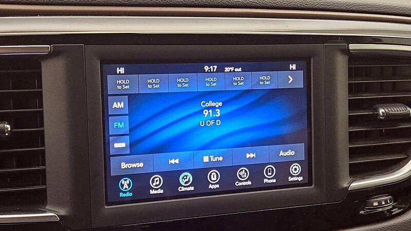 2018 Chrysler Pacifica Touring L 15