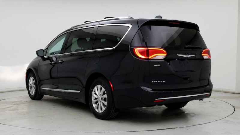 2018 Chrysler Pacifica Touring L 2