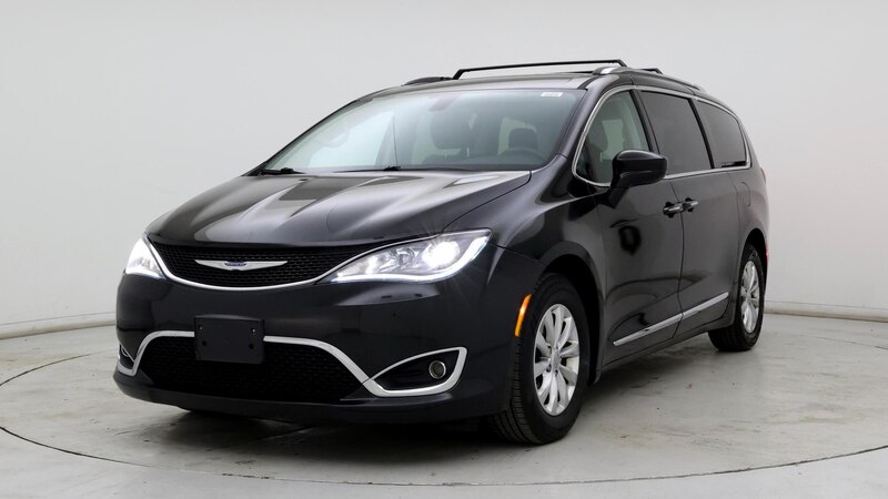 2018 Chrysler Pacifica Touring L 4
