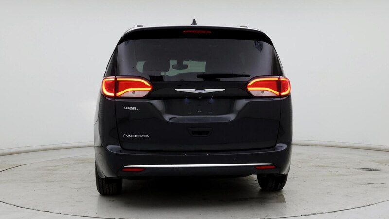 2018 Chrysler Pacifica Touring L 6