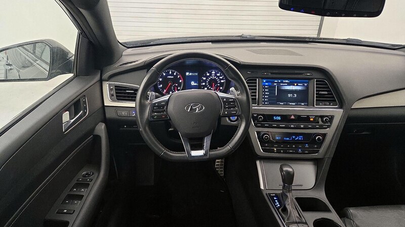 2015 Hyundai Sonata Sport 10