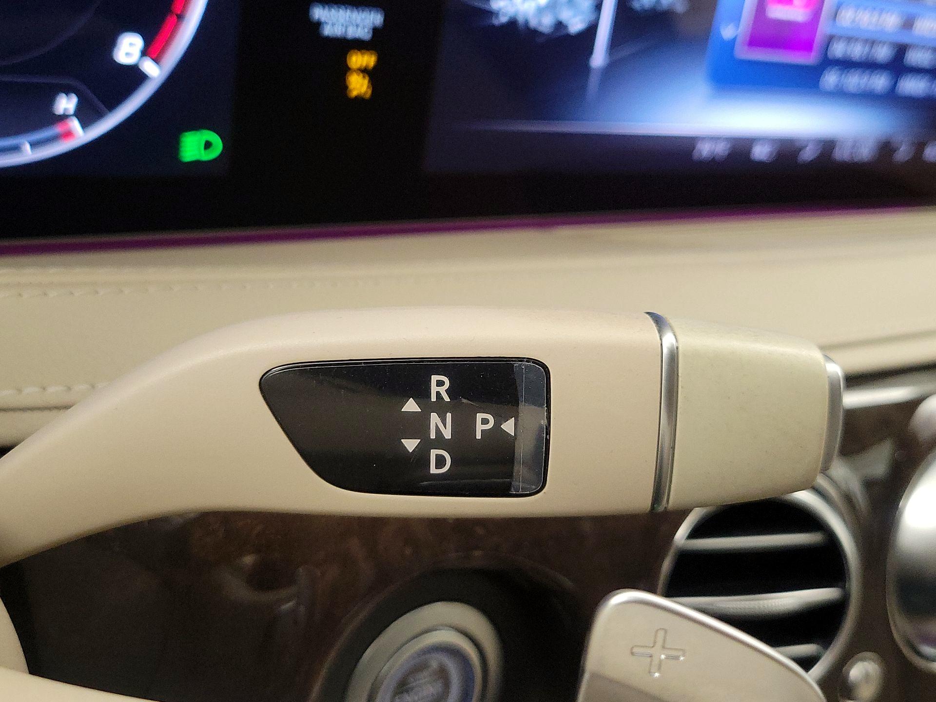 Thumbnail: 2019 Mercedes-Benz S-Class - 18