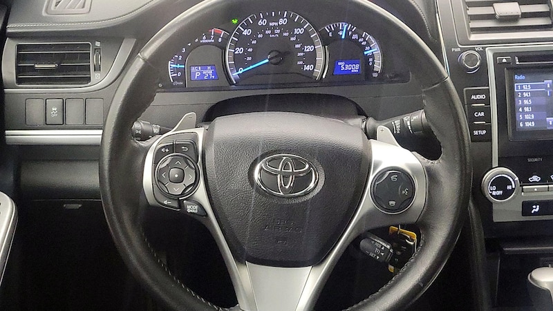 2014 Toyota Camry SE 10