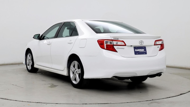 2014 Toyota Camry SE 2