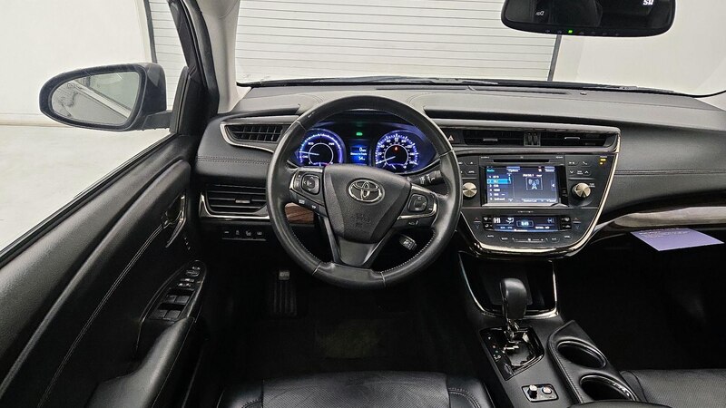 2015 Toyota Avalon Limited 10