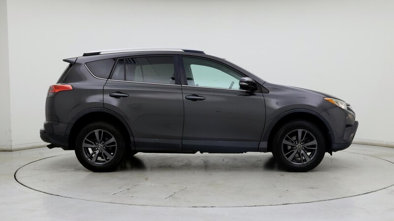 2016 Toyota RAV4 XLE 7