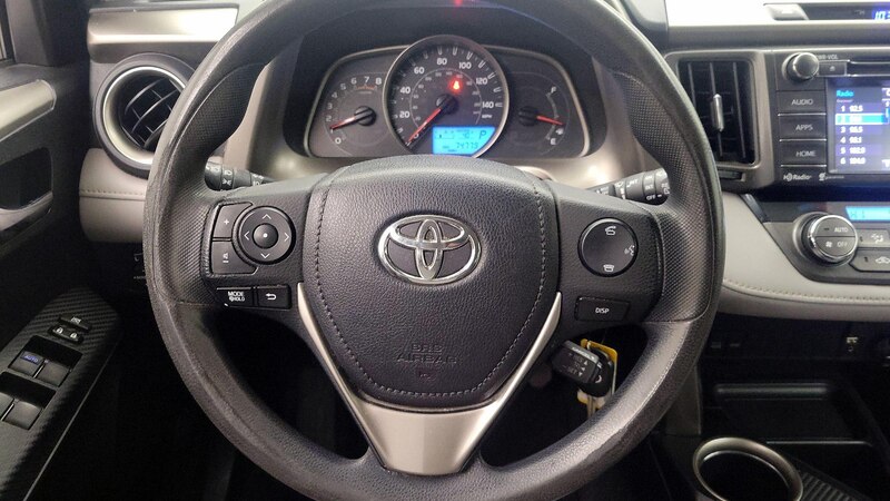 2015 Toyota RAV4 XLE 10