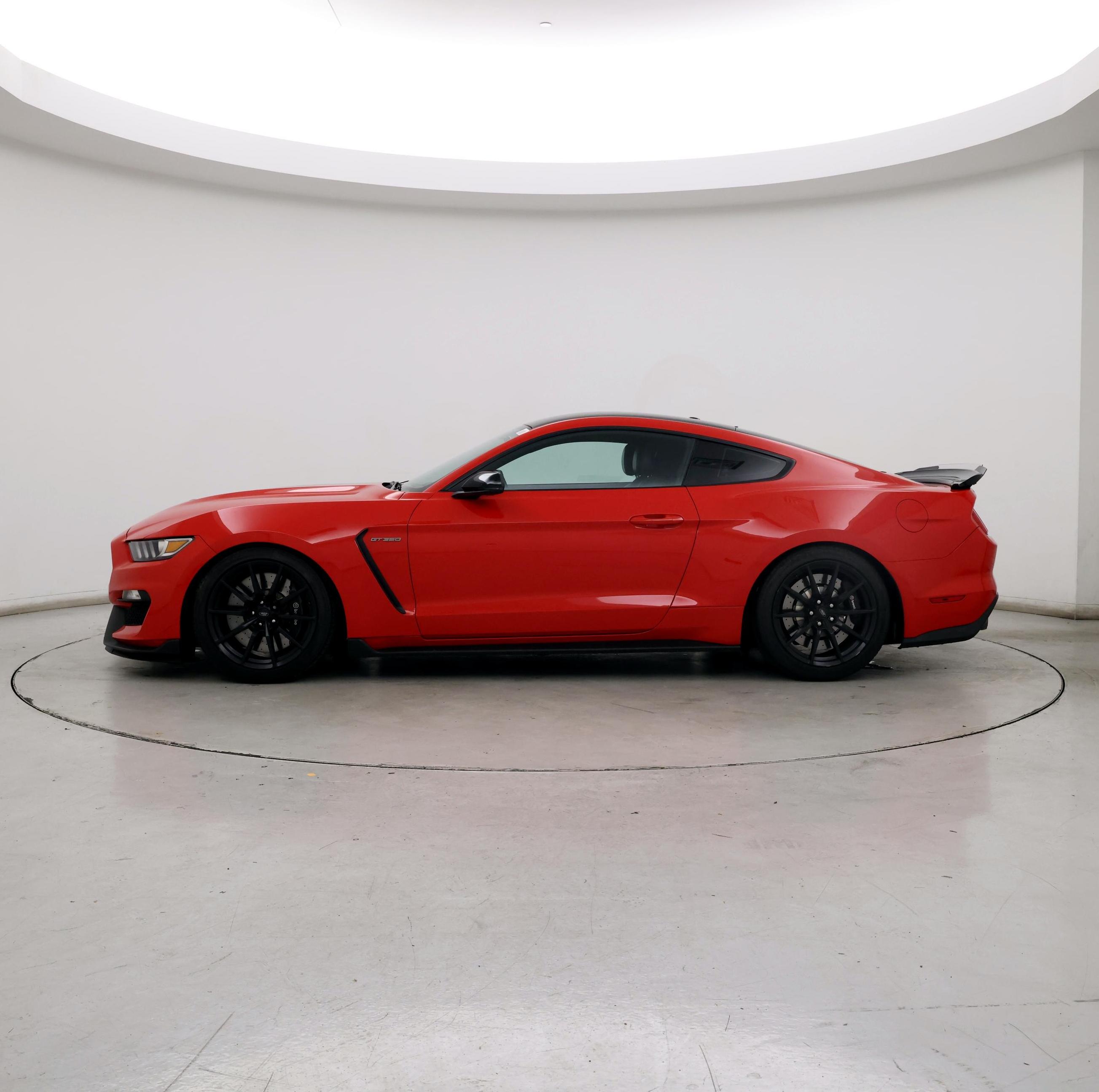 Thumbnail: 2016 Ford Mustang - 3