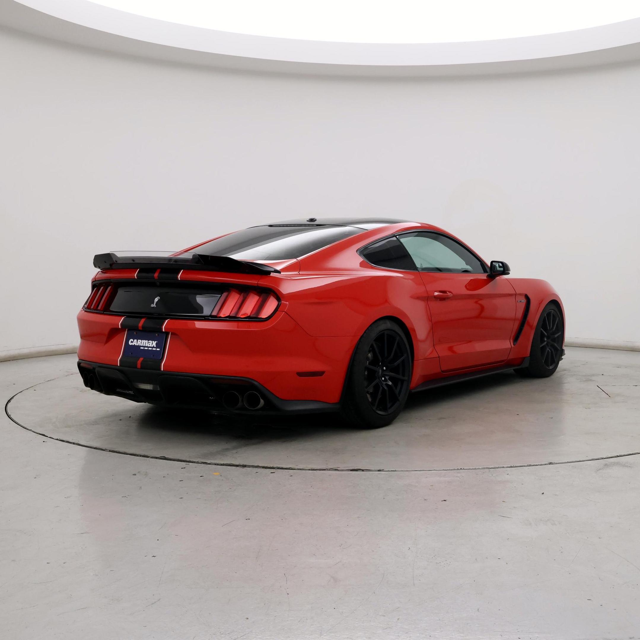 Thumbnail: 2016 Ford Mustang - 8