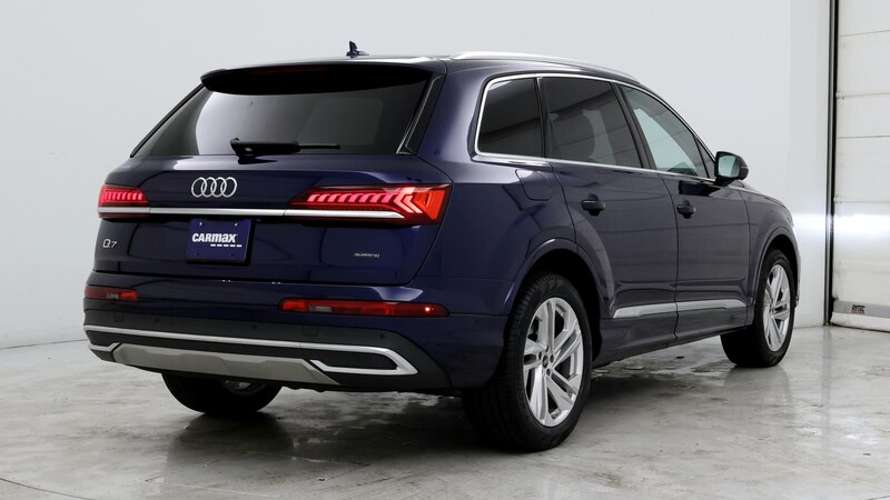 2022 Audi Q7 Premium Plus 8