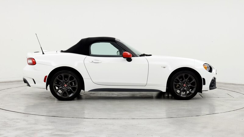 2017 Fiat 124 Spider Abarth 7