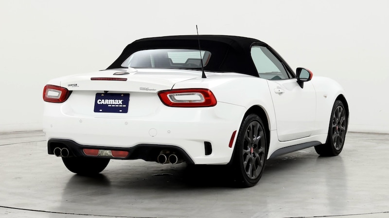 2017 Fiat 124 Spider Abarth 8