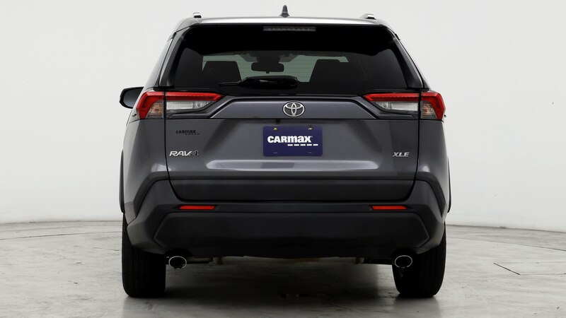 2019 Toyota RAV4 XLE 6