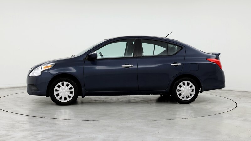 2016 Nissan Versa SV 3