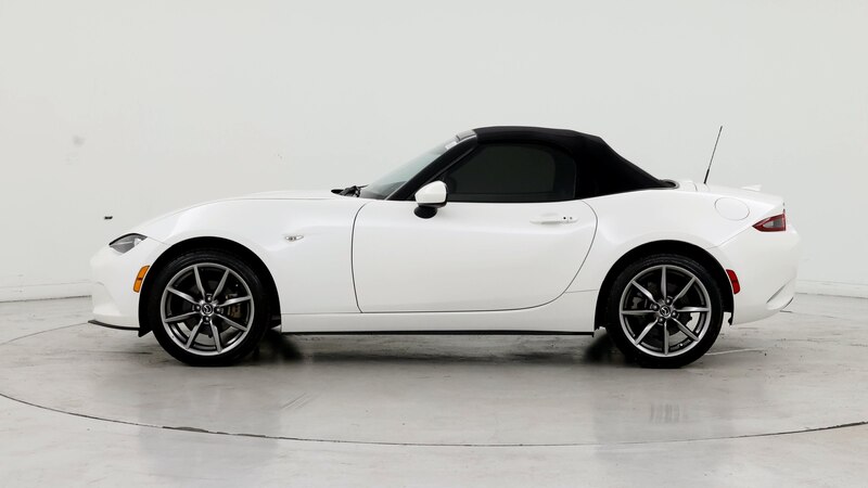 2023 Mazda MX-5 Miata Grand Touring 3