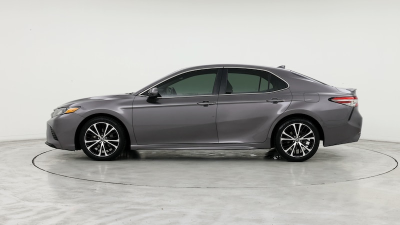 2019 Toyota Camry SE 3