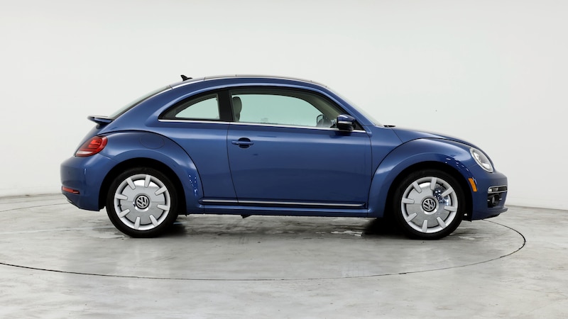 2019 Volkswagen Beetle SE 7