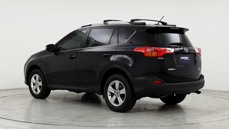 2015 Toyota RAV4 XLE 2