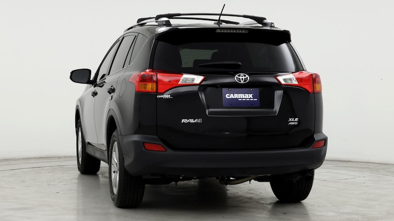 2015 Toyota RAV4 XLE 6