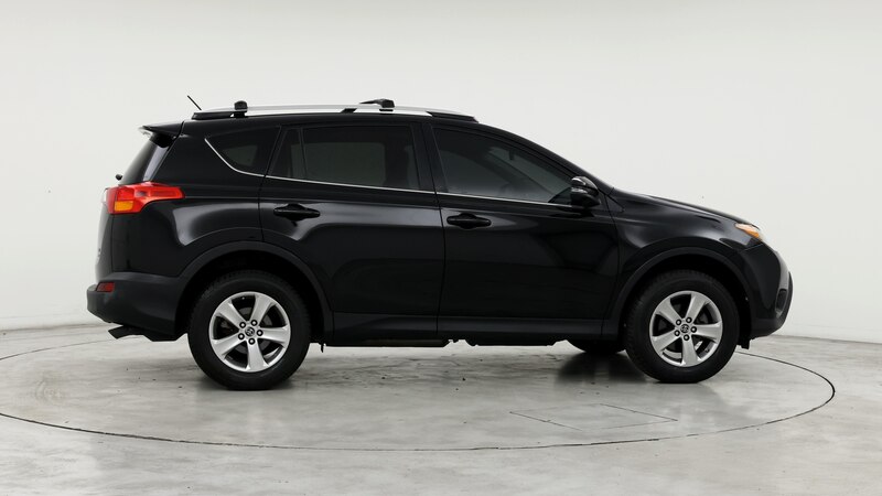 2015 Toyota RAV4 XLE 7