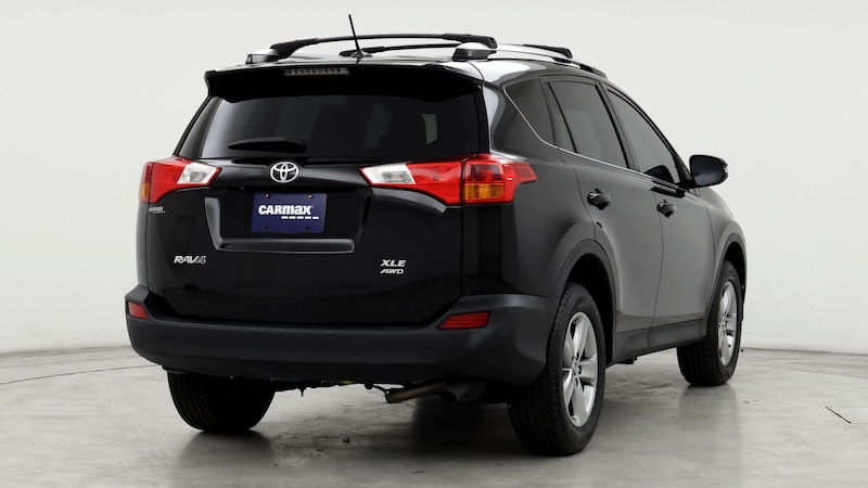 2015 Toyota RAV4 XLE 8