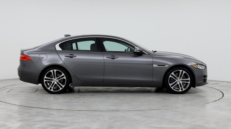 2017 Jaguar XE Premium 7