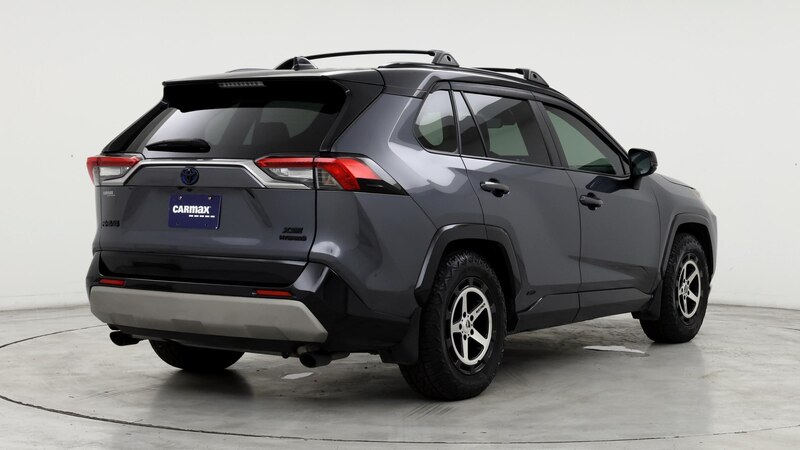 2022 Toyota RAV4 XSE 8